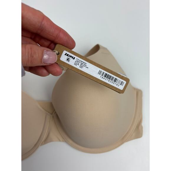 NWT SKIMS Fits Everybody T Shirt Demi Bra34DD, Sand - Picture 2 of 4